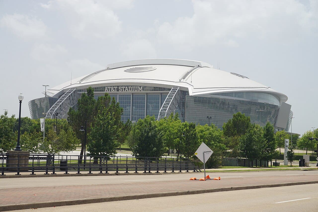 Arlington, TX cityscape