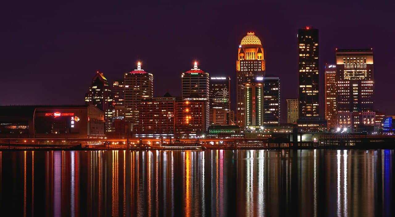 Louisville, KY cityscape